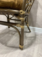 msg-1002076689437-223